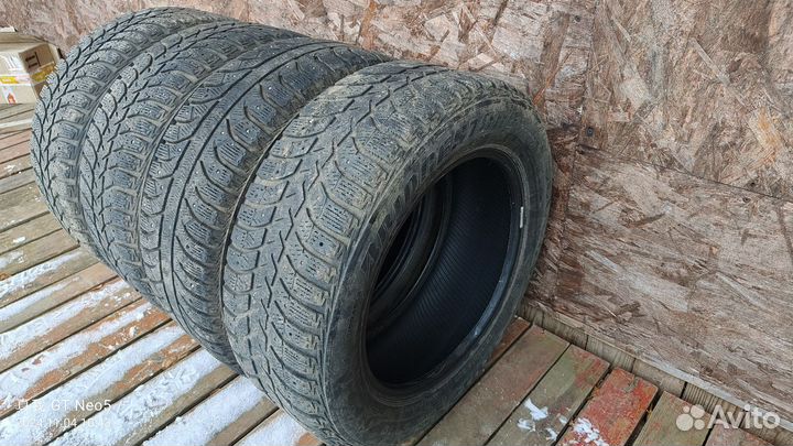 Bridgestone Ice Cruiser 5000 195/60 R15 88