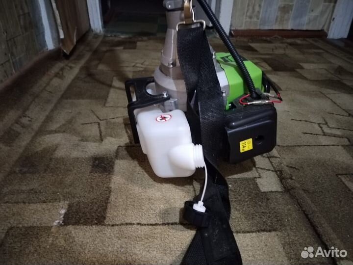 Триммер новый