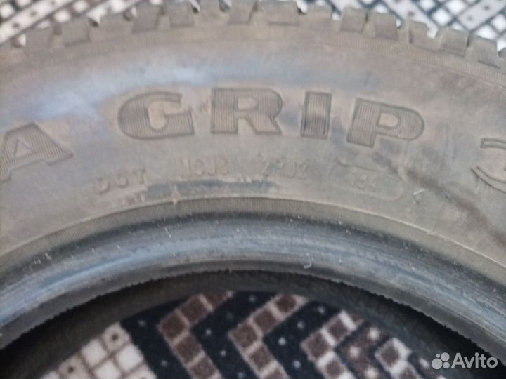 Goodyear Ultra Grip 300 5.50/20 R14