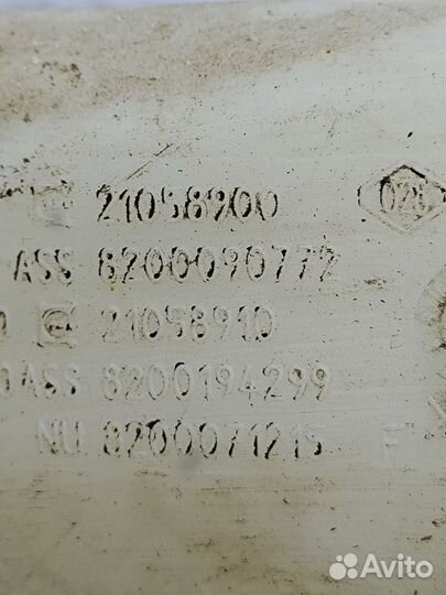 Бачок омывателя лобового стекла Renault Clio II (1