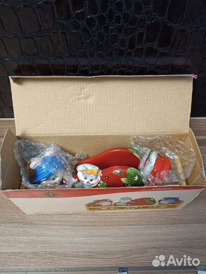 Набор для специй с салфетницей