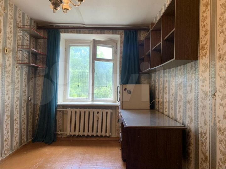 3-к. квартира, 54 м², 3/9 эт.