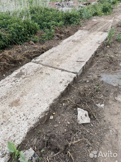 Плиты дорожные б/у