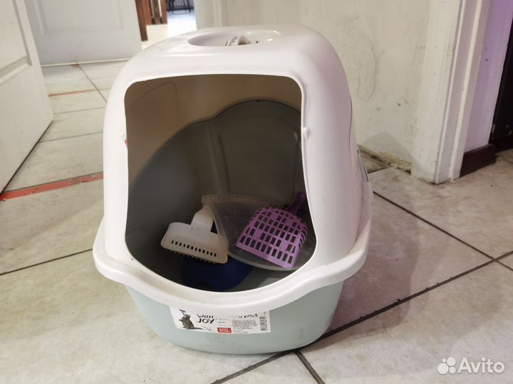 Кошачий лоток закрытый + ножницы