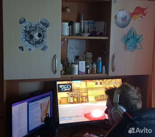 Компьютерный стол