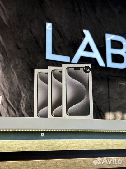 iPhone 15 Pro, 256 ГБ