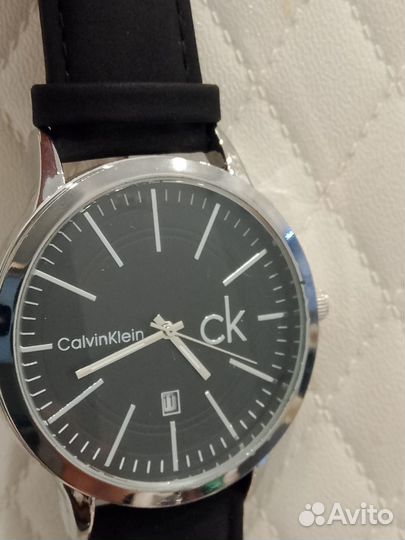 Наручные часы 690 любые