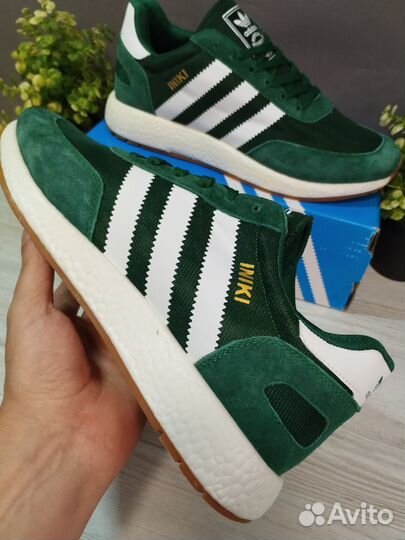 Кроссовки Adidas Iniki