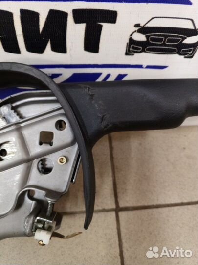 Рычаг стояночного тормоза Nissan Almera Classic