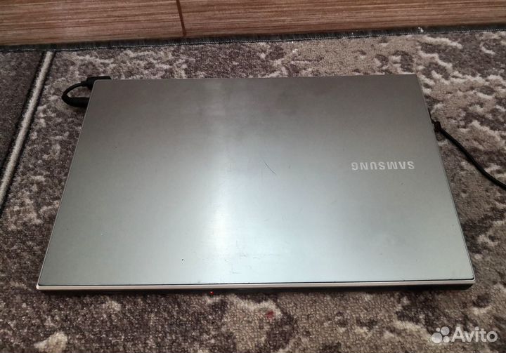 Ноутбук Samsung np300v Core i7