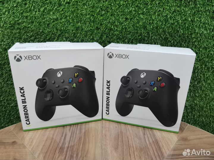Джойстик Xbox One series чёрный, белый