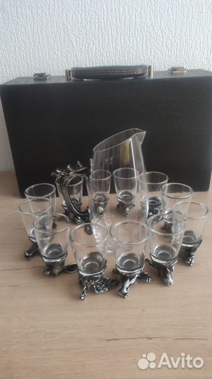 Набор рюмок-перевертышей 12шт +графин в кейсе