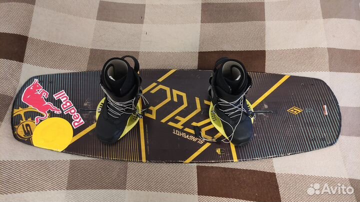 Вейкборд Slingshot Reflex 137 + Крепления 41