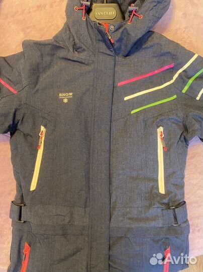 Горнолыжный комбинезон