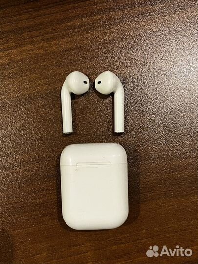 Беспроводные наушники airpods