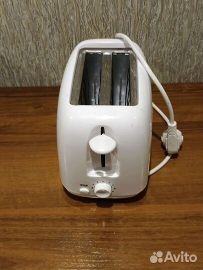 Тостер,контейнеры, соковыжималка