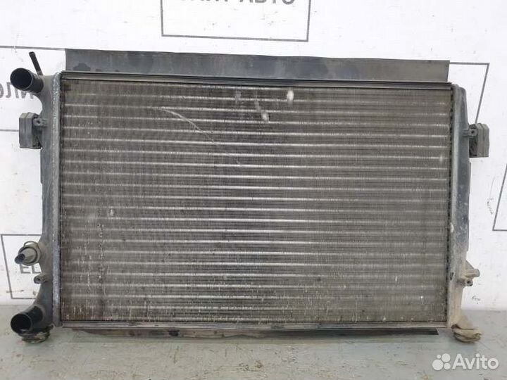 Радиатор охлаждения Vw Jetta 6 1.6 2015