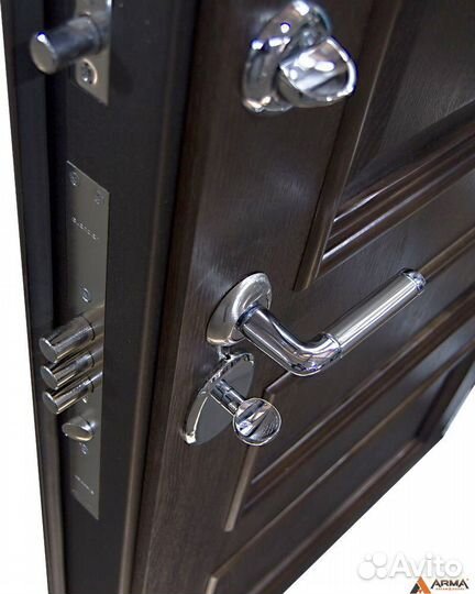 Входная дверь arma Чикаго, Шпон Дикий Дуб