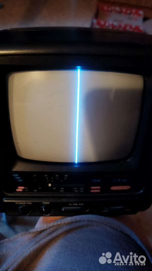 Портативный телевизор Elekta E-530 (Япония)