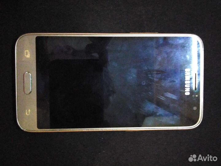 Телефон Samsung