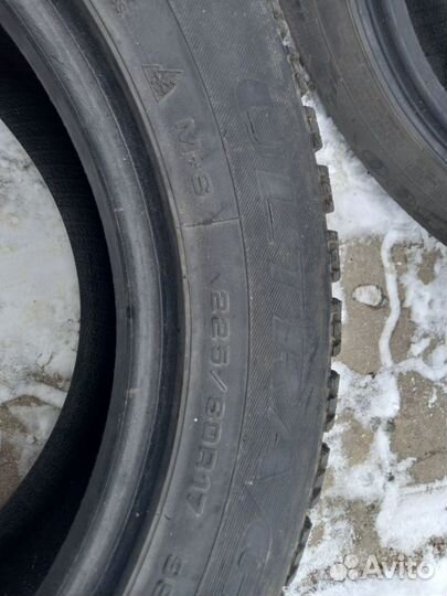 Goodyear UltraGrip 2.25/60 R17 99