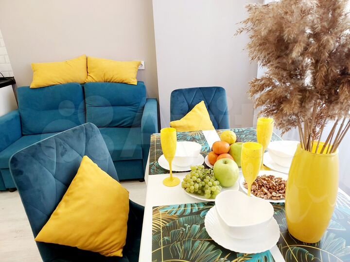 2-к. квартира, 70 м², 13/25 эт.