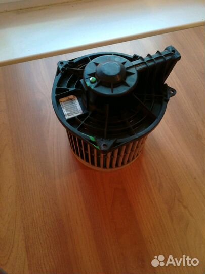 Моторчик печки для Honda Civic 5d с крыльчаткой
