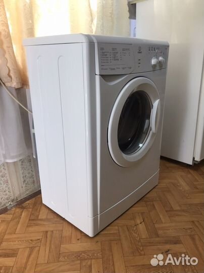 Стиральная машина indesit 5кг
