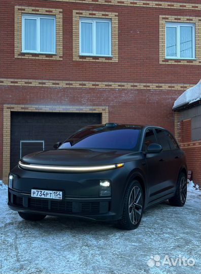 Оклейка авто цветной пленкой на Заельцовской