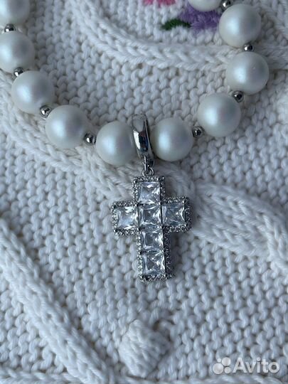 Колье из жемчуга с крестом
