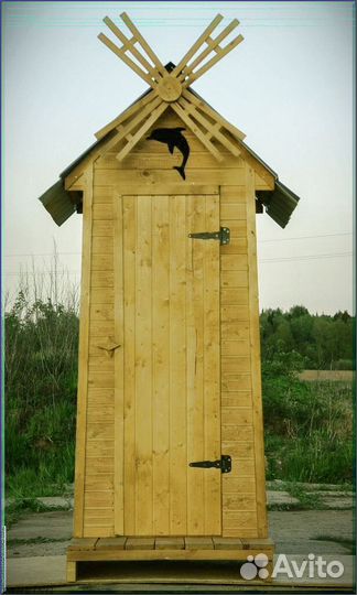 Дачный туалет с лебедем OGO