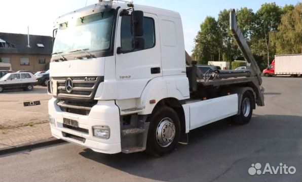 Pазбираем грузовик Mercedes-Benz Axor mpii 2004-20