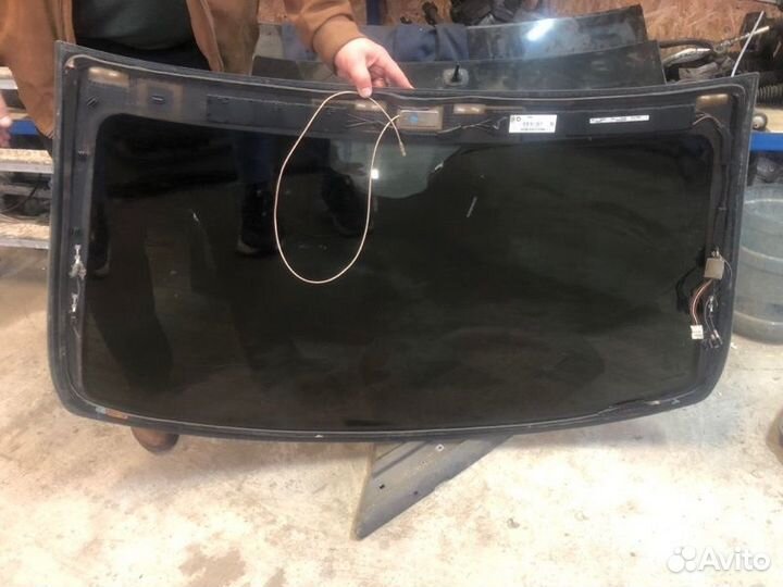 Стекло заднее заднее Mercedes-Benz C-Class W203