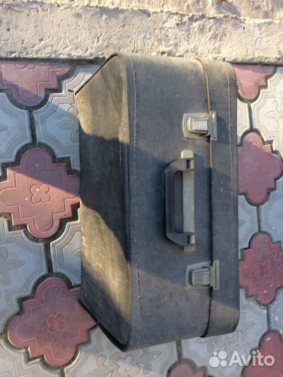 Швейная машинка с электроприводом