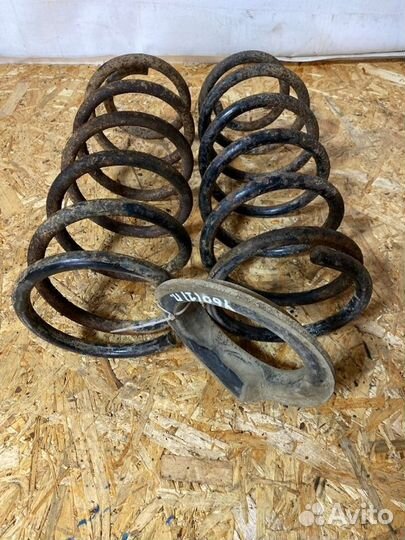 Пружина подвески передняя Nissan Patrol Y60 RD28