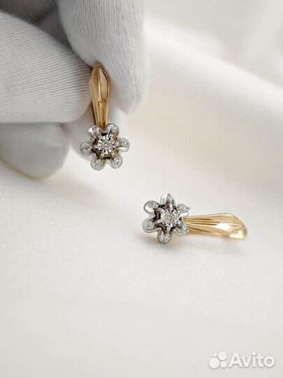 Золотые серьги с бриллиантами 585