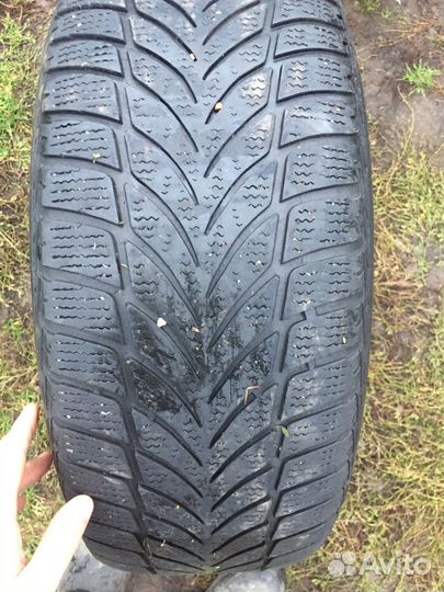 Goodyear UltraGrip Ice 2 215/55 R17 98T