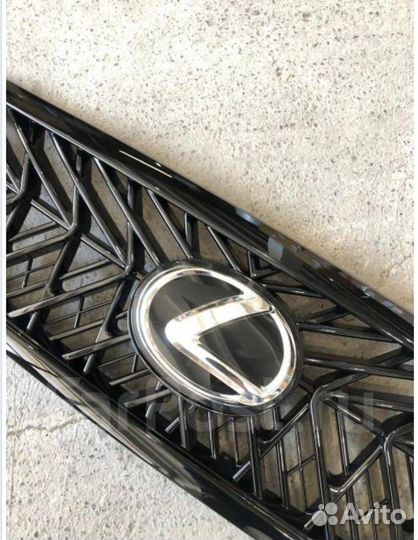 Решетка радиатора Lexus lx470