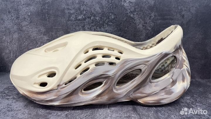 Мужские Шлепки Adidas Yeezy Foam Runner