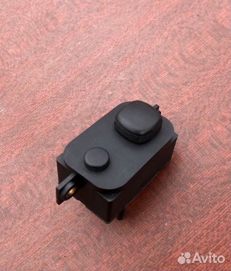 Кнопка управления рулевой колонкой Audi А8 Д2