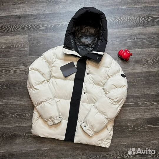 Зимние куртки Moncler