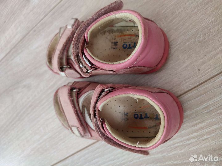 Кожаные сандали Тотто 22 кроссовки 23