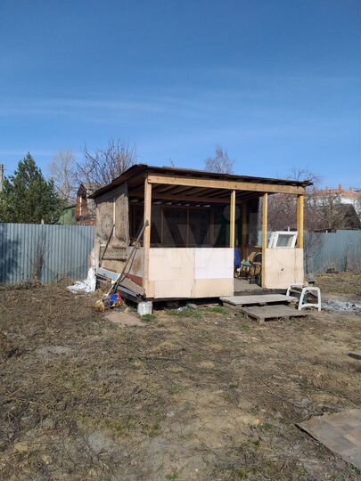 Дом 15 м² на участке 4,6 сот.
