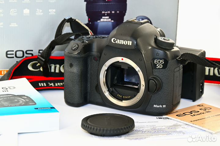 Canon EOS 5D Mark III 22.1MP Full Frame body