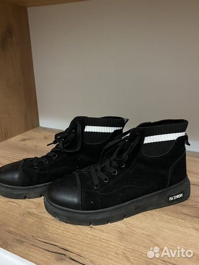 Осенние ботинки