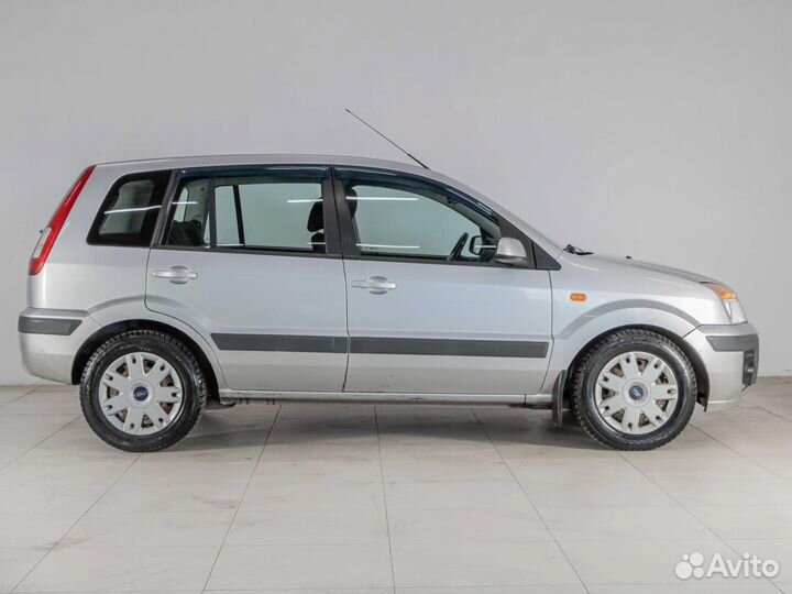 Ford Fusion 1.6 AT, 2008, 116 215 км