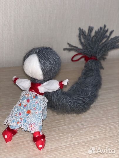 Кукла Долюшка