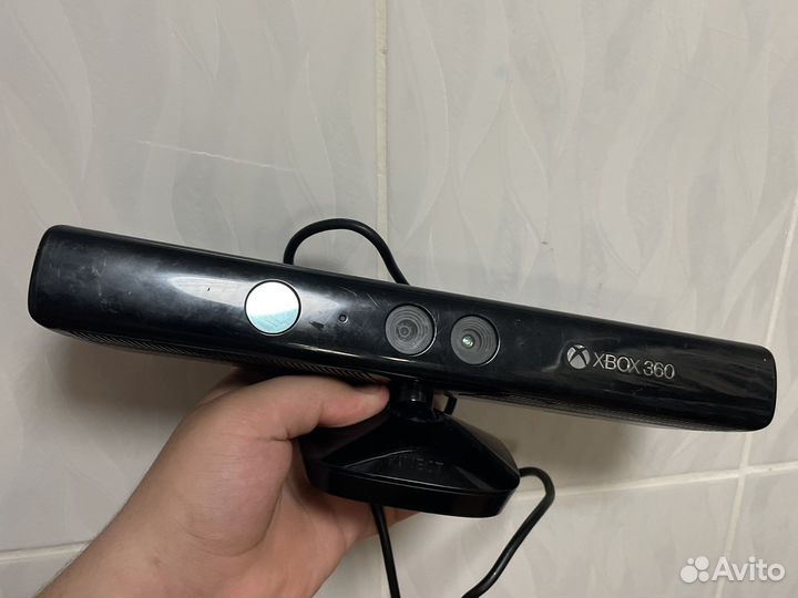 Xbox 360+джойстик+игры