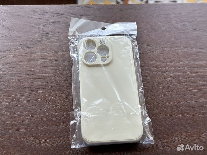 Чехол новый на iPhone 14 pro