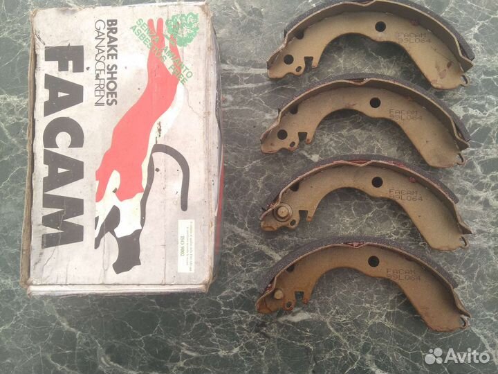Тормозные колодки для Мицубиси lancer